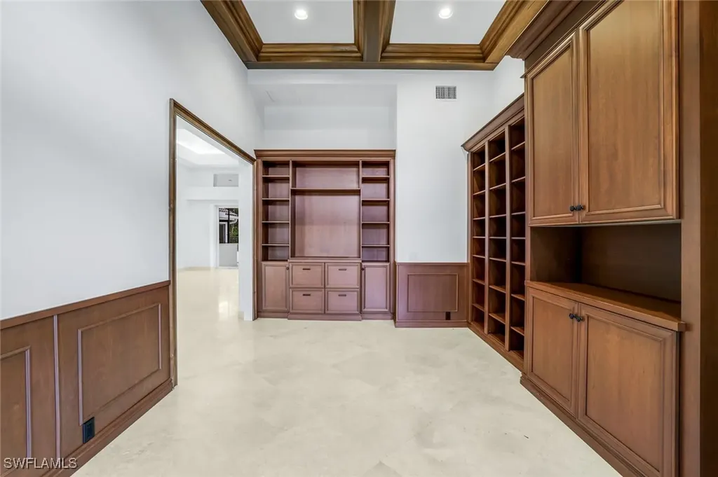 4502 Silver Fox Drive Naples FL 34119