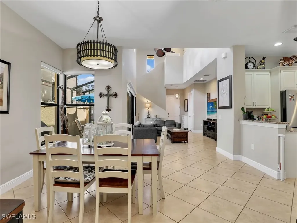 Naples FL, 1242 Kendari Terrace