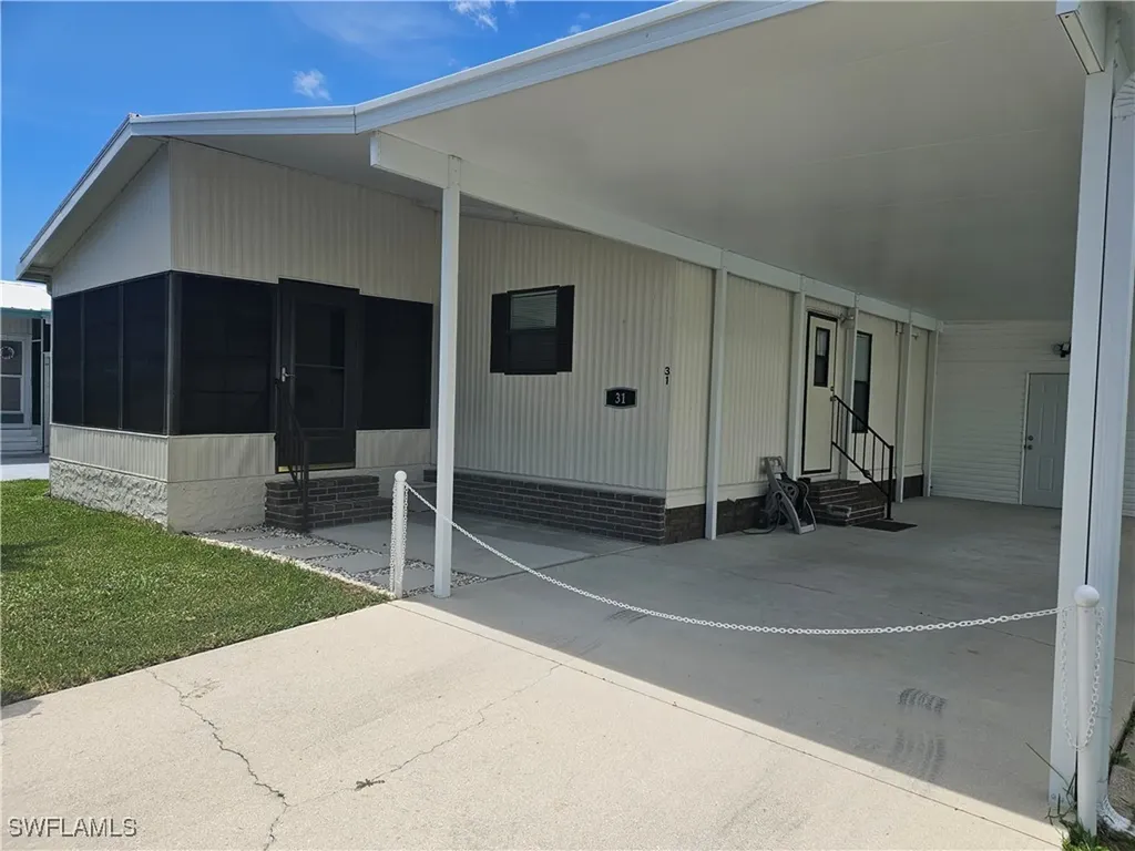 31 Amethyst Avenue Naples FL 34114