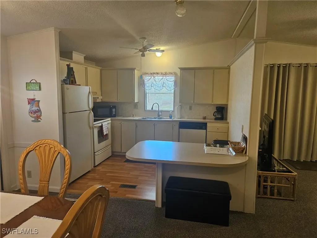 31 Amethyst Avenue Naples FL 34114