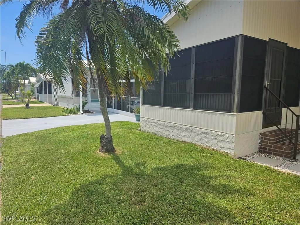 31 Amethyst Avenue Naples FL 34114