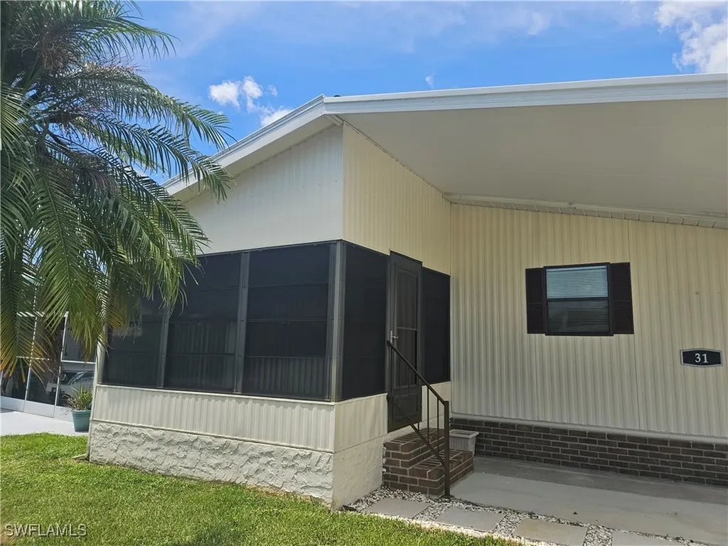 31 Amethyst Avenue Naples FL 34114