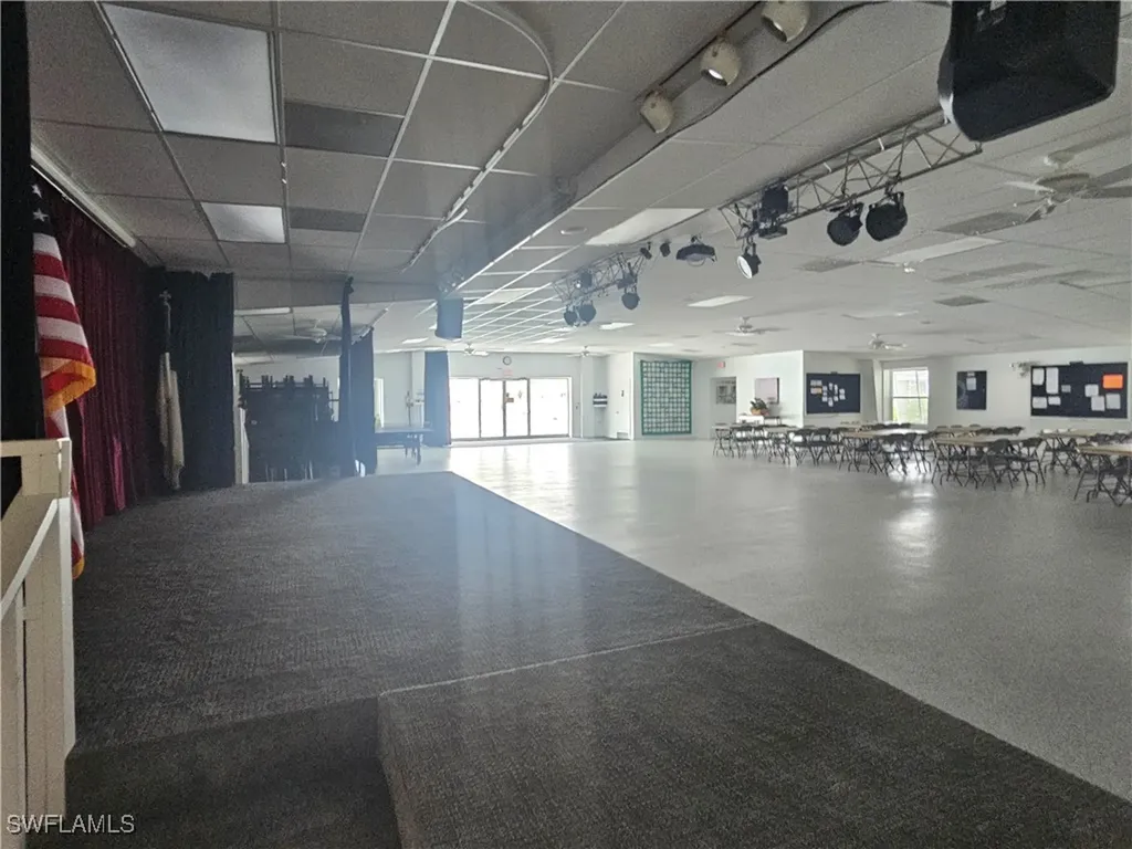 31 Amethyst Avenue Naples FL 34114