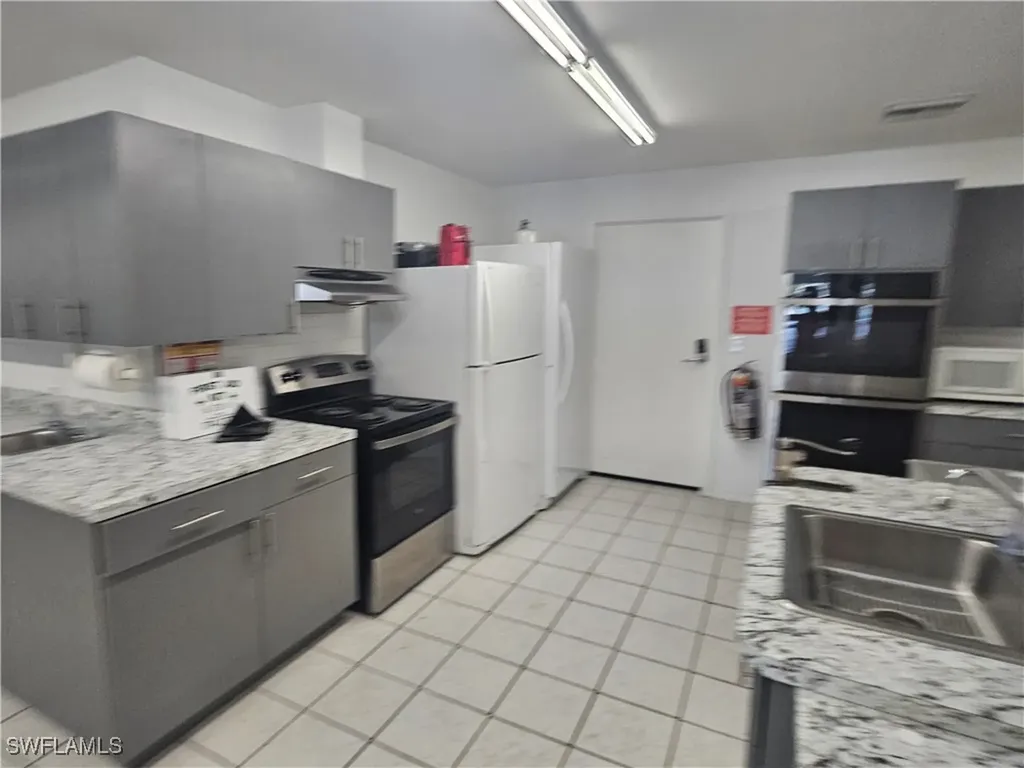 31 Amethyst Avenue Naples FL 34114