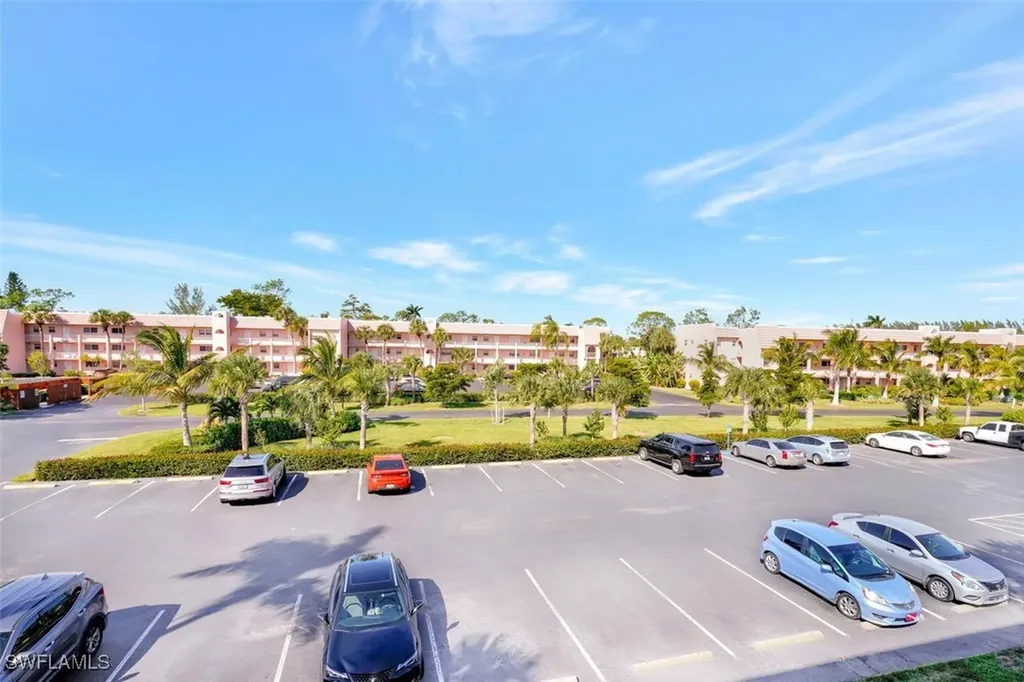 225 Turtle Lake Court Naples FL 34105