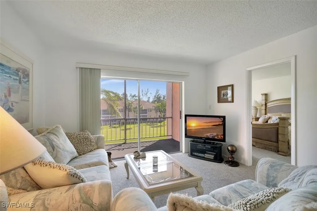 225 Turtle Lake Court Naples FL 34105