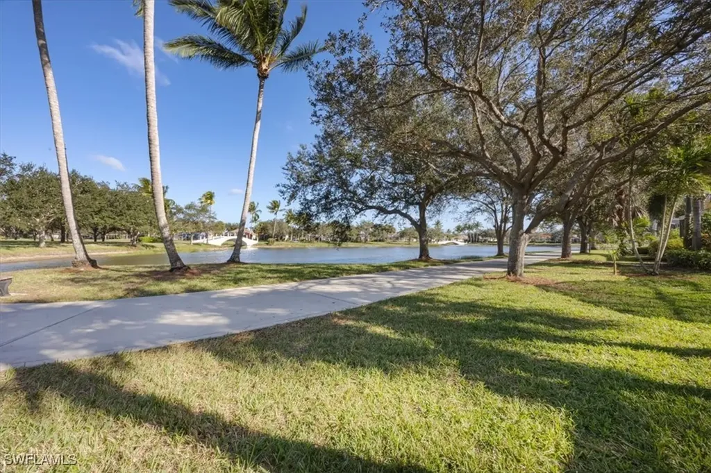 5331 Hawkesbury Way Naples FL 34119