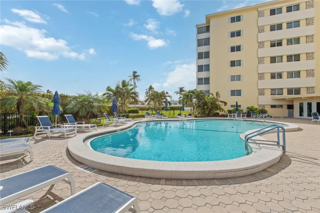 3410 Gulf Shore Boulevard N Naples FL 34103