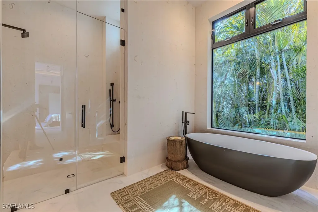 1100 Sandpiper Street Naples FL 34102