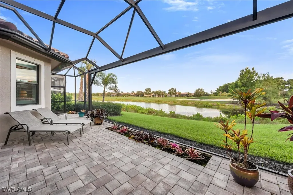 12402 Lockford Lane Naples FL 34120