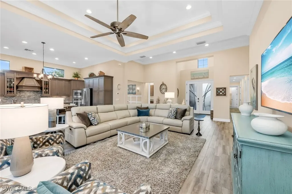 12402 Lockford Lane Naples FL 34120