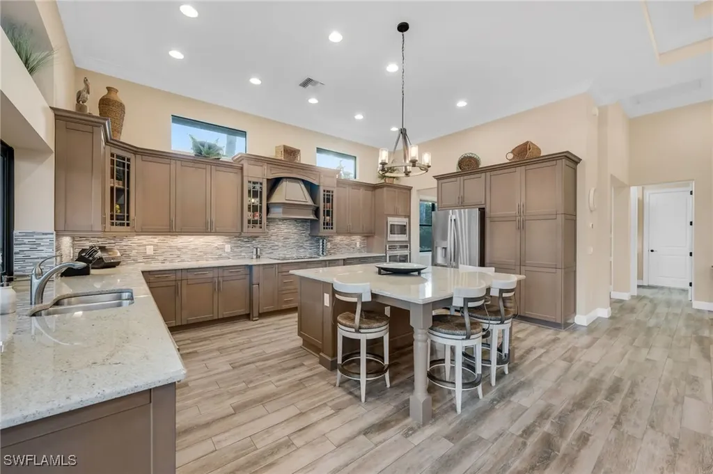 12402 Lockford Lane Naples FL 34120
