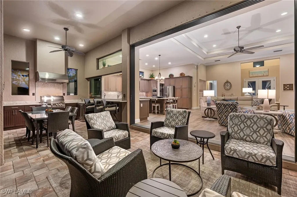 12402 Lockford Lane Naples FL 34120