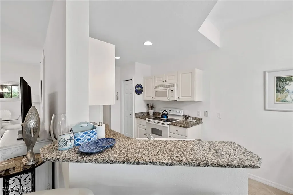 4685 Hawks Nest Way Naples FL 34135