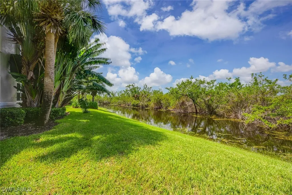 4685 Hawks Nest Way Naples FL 34135