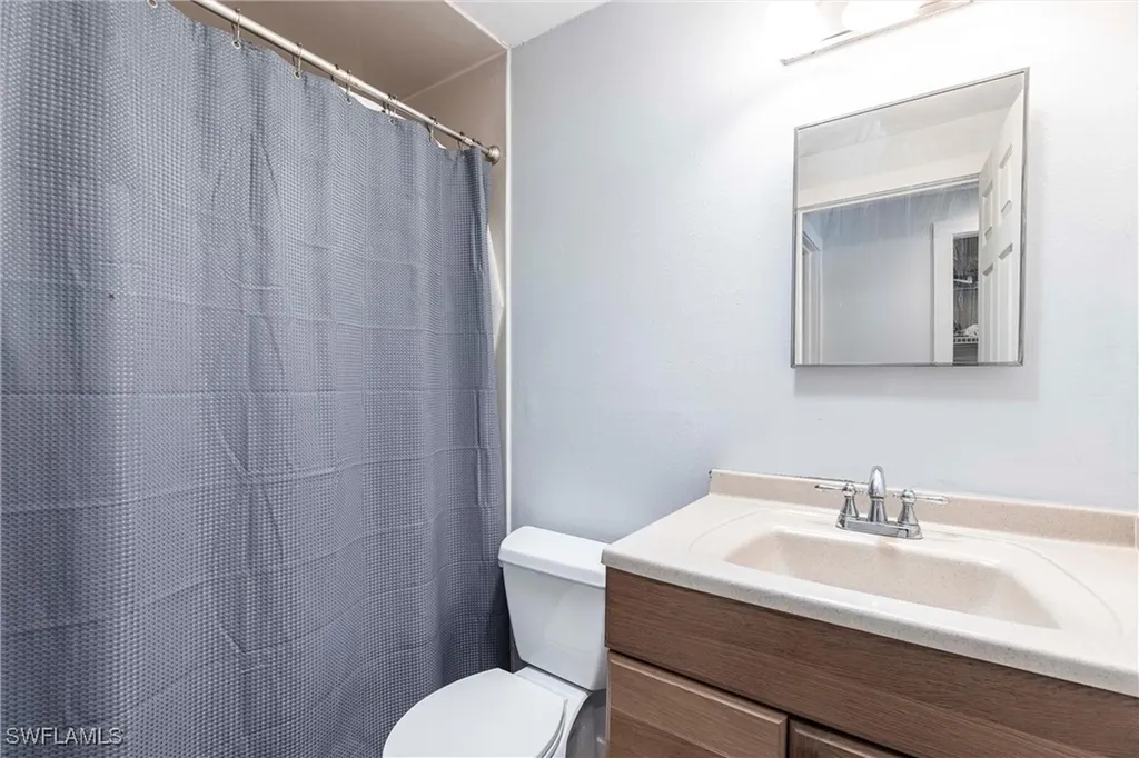 2345 Outrigger Lane Naples FL 34104
