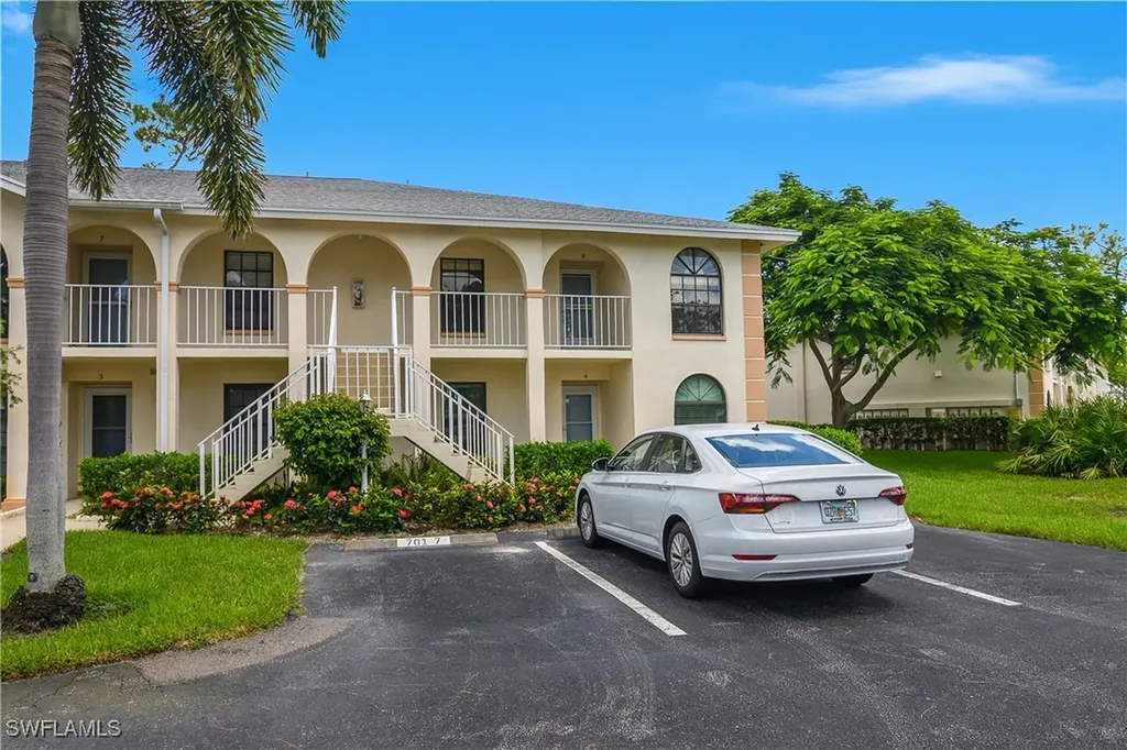 701 Augusta Boulevard Naples FL 34113