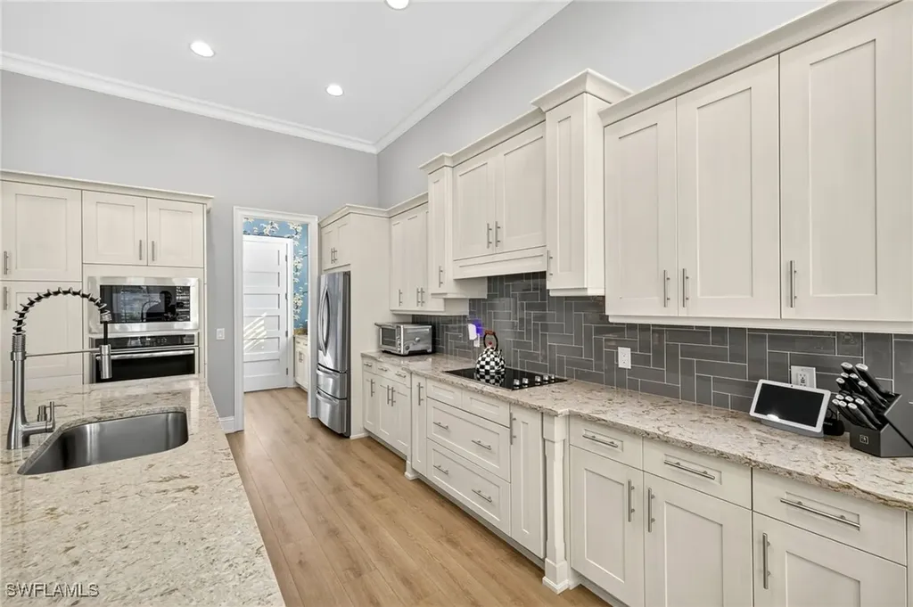 6040 Lucaya Way Naples FL 34113