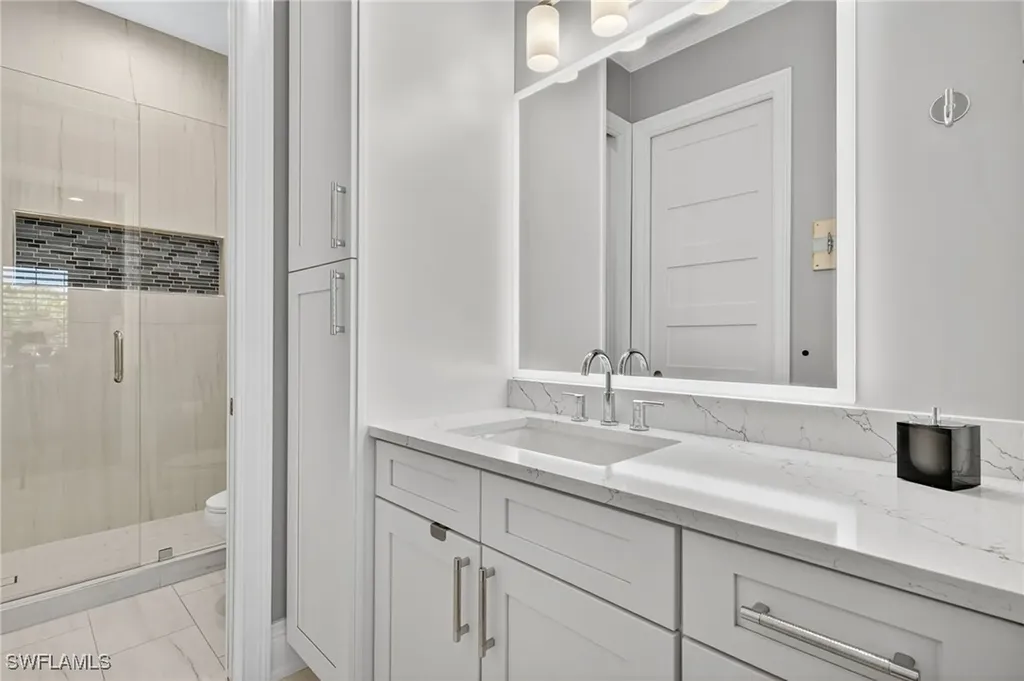 6040 Lucaya Way Naples FL 34113