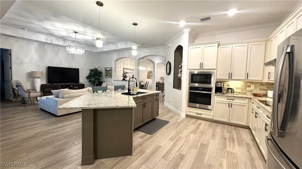 28004 Kerry Court Bonita Springs FL 34135