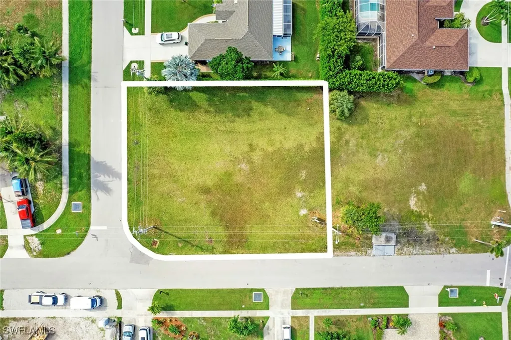 276 Tahiti Road Marco Island FL 34145