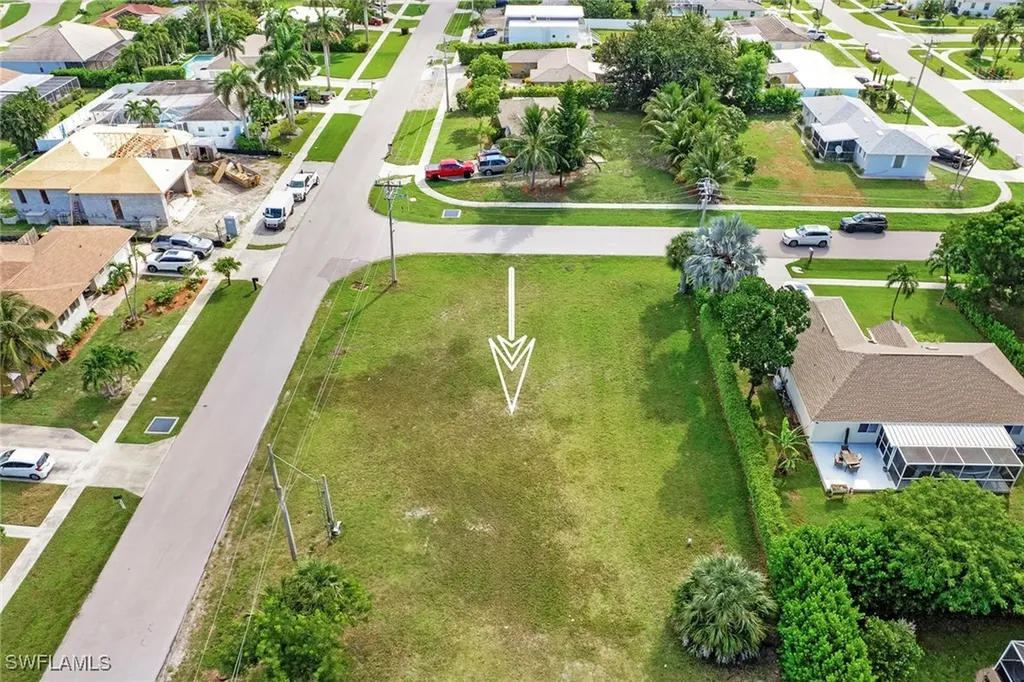 276 Tahiti Road Marco Island FL 34145