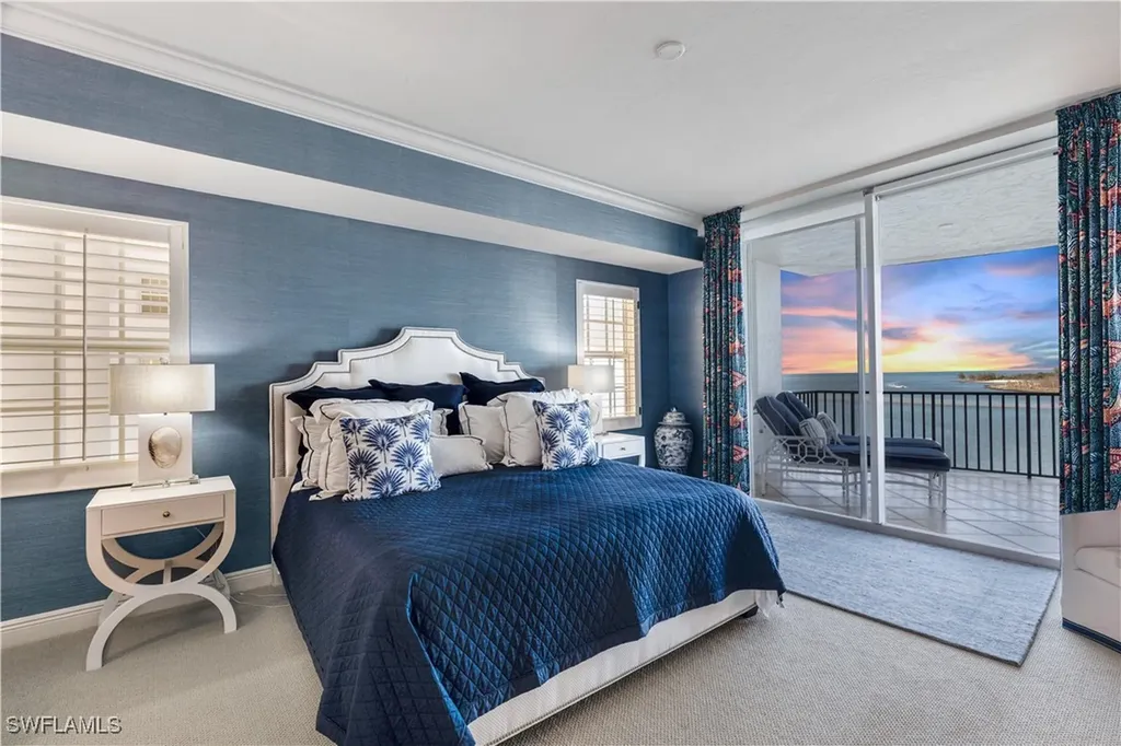 700 La Peninsula Boulevard Naples FL 34113