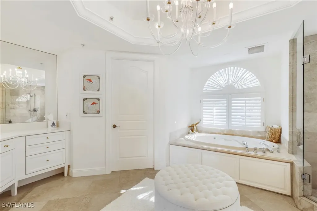 700 La Peninsula Boulevard Naples FL 34113