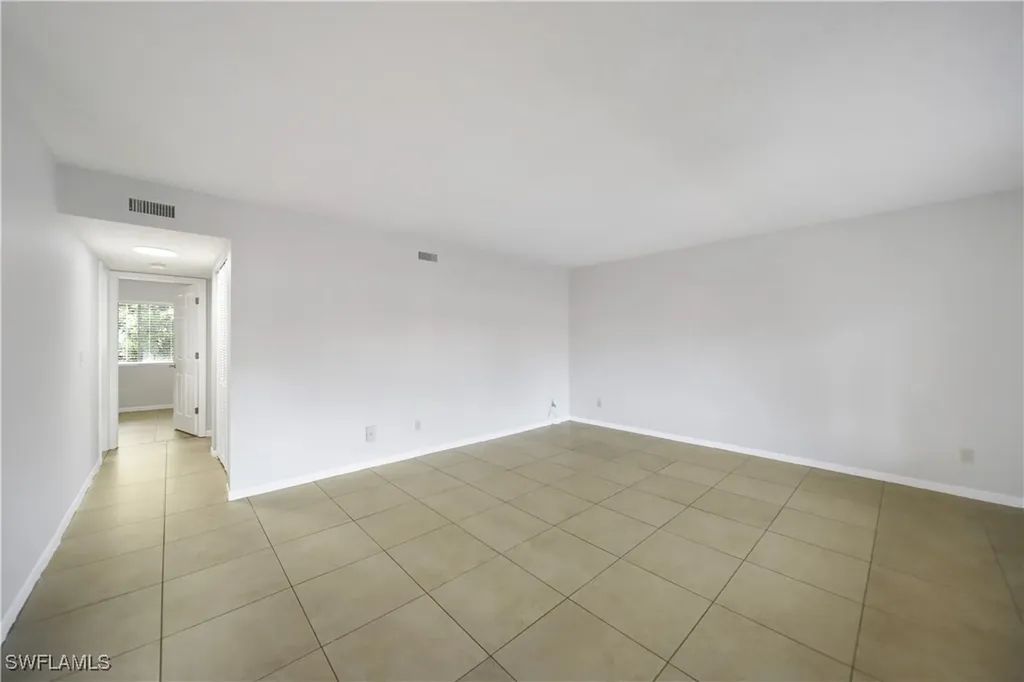 4621 Bayshore Drive Naples FL 34112