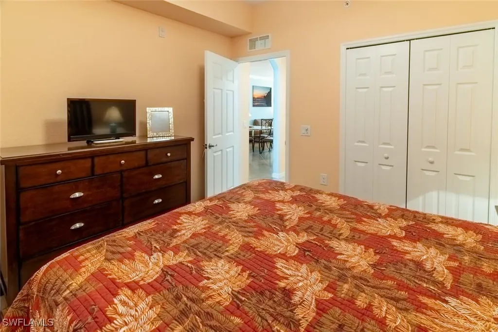 9723 Acqua Court Naples FL 34113