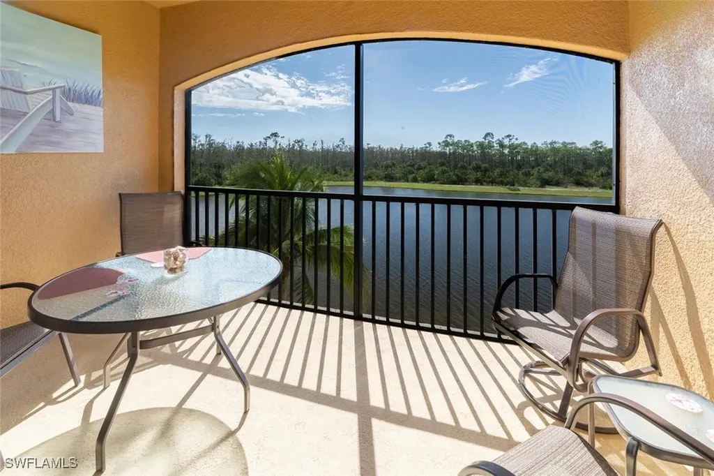 9723 Acqua Court Naples FL 34113