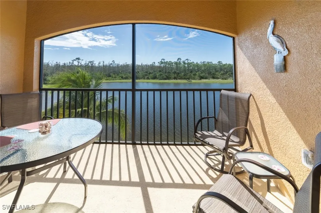 9723 Acqua Court Naples FL 34113