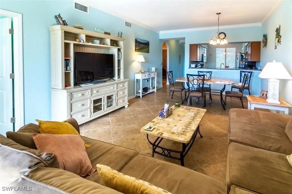 9723 Acqua Court Naples FL 34113