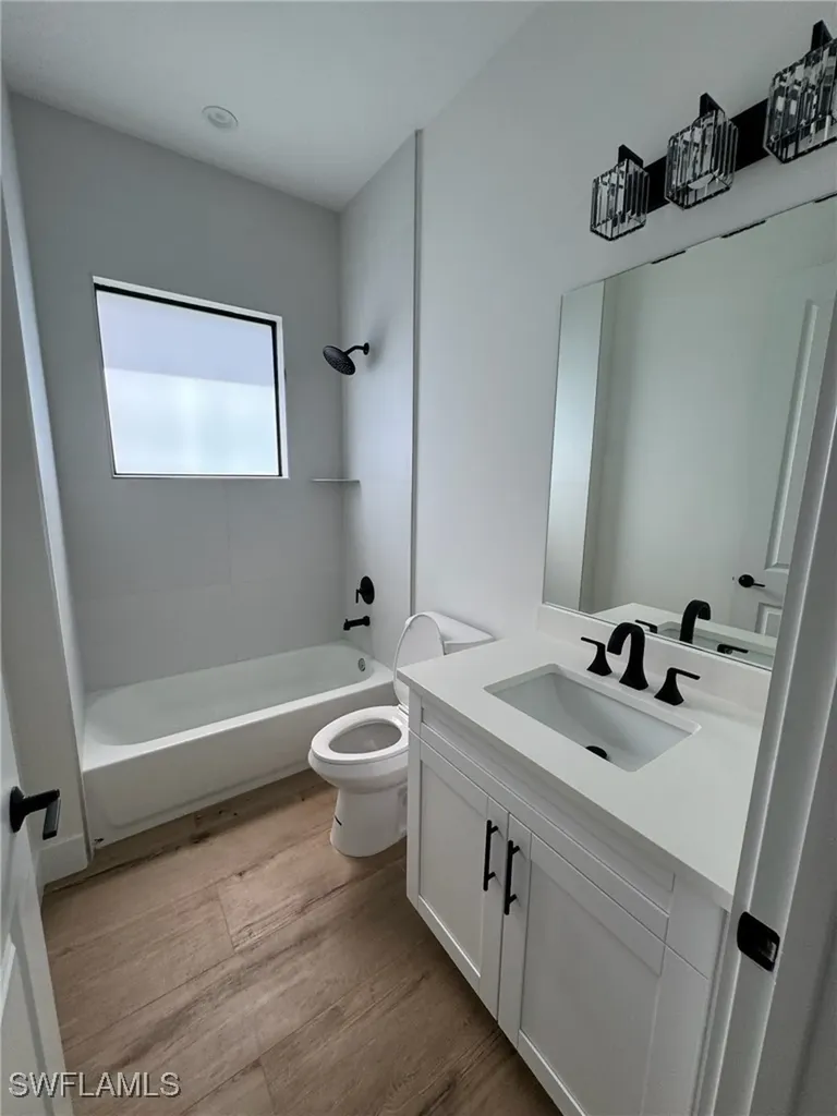 264 Golden Gate Boulevard E Naples FL 34117