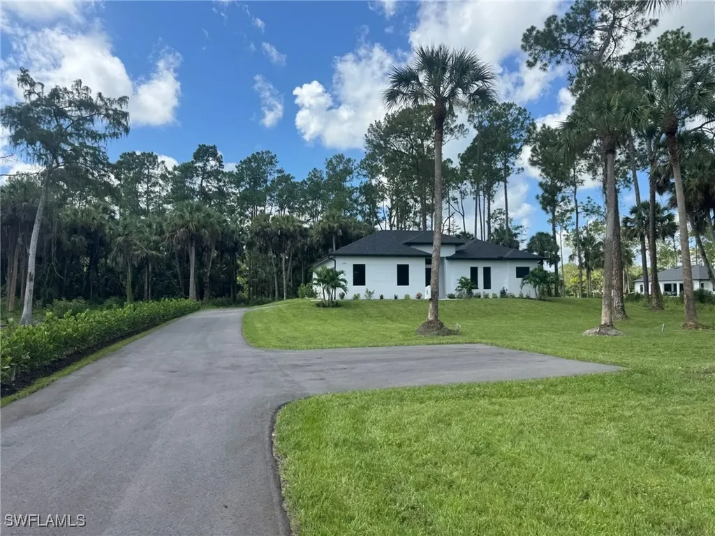 264 Golden Gate Boulevard E Naples FL 34117