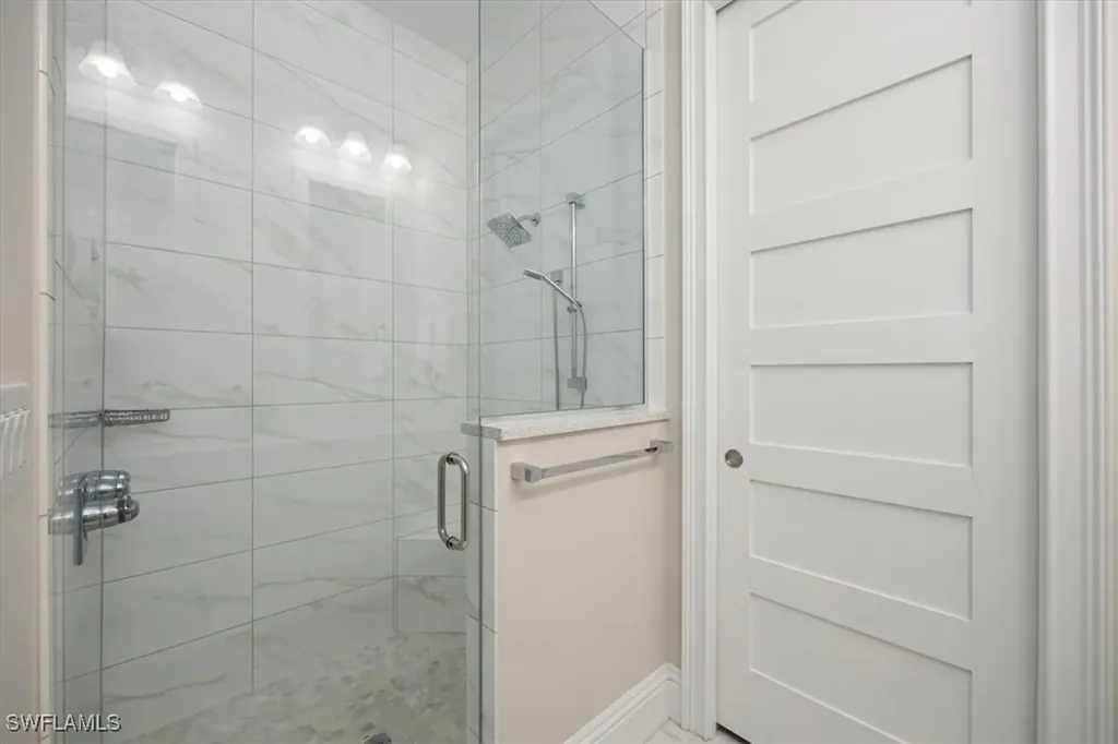 6419 Negril Isle Drive Naples FL 34113