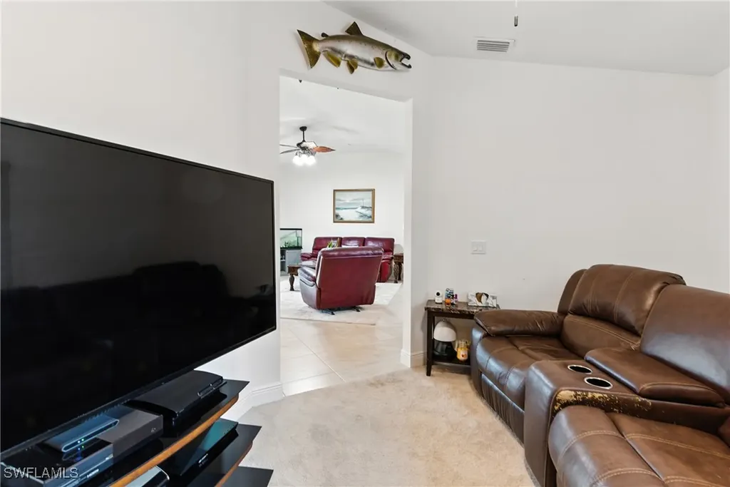 176 Venus Cay Naples FL 34114
