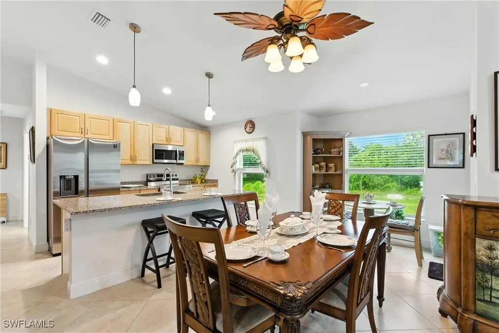 176 Venus Cay Naples FL 34114