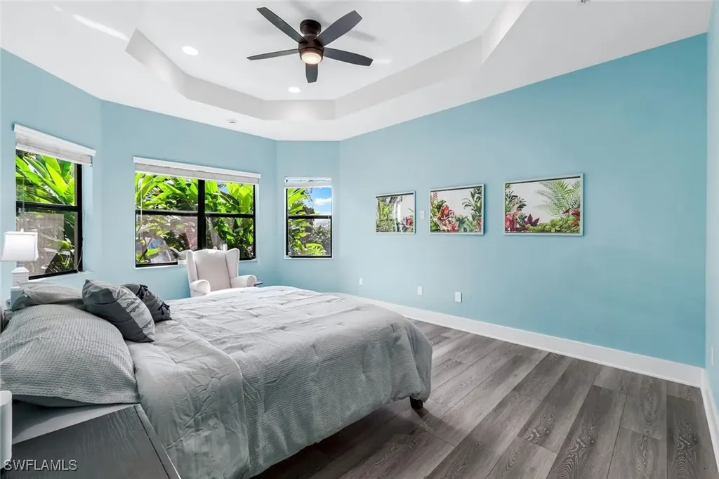 2704 Crystal Way Naples FL 34119