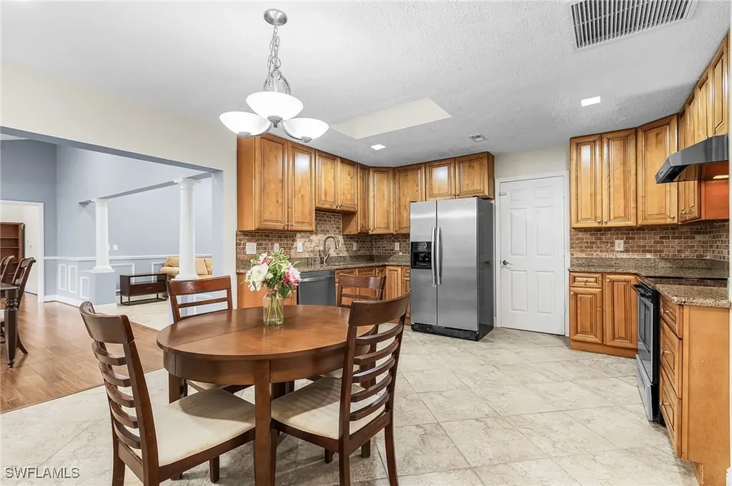 27451 Pelican Ridge Circle Bonita Springs FL 34135