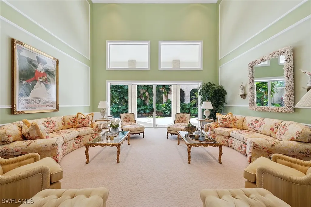 356 Colony Drive Naples FL 34108