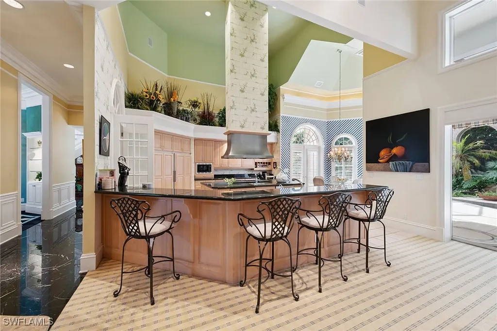 356 Colony Drive Naples FL 34108