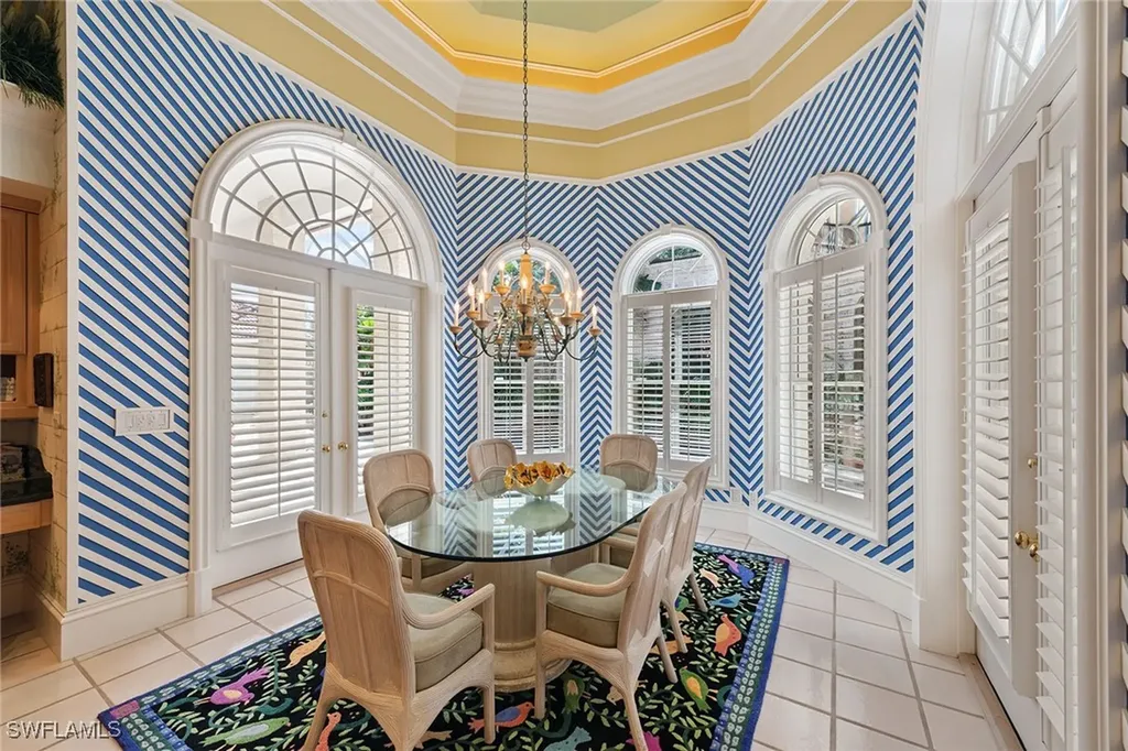 356 Colony Drive Naples FL 34108