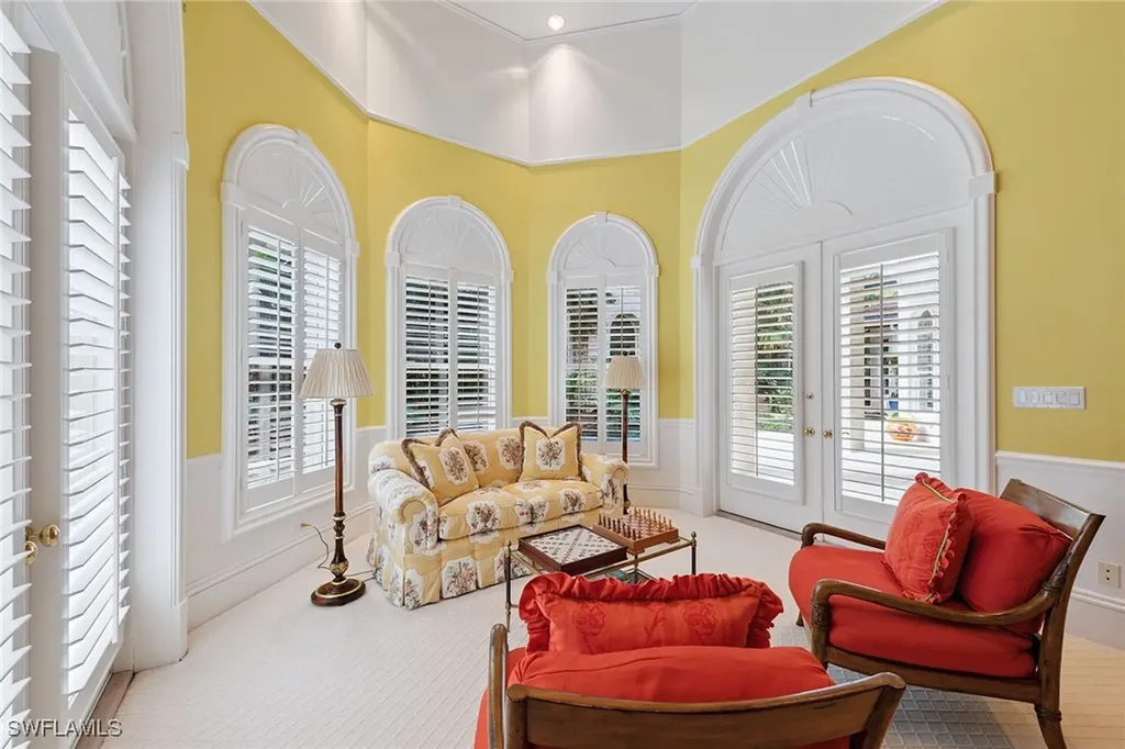 356 Colony Drive Naples FL 34108
