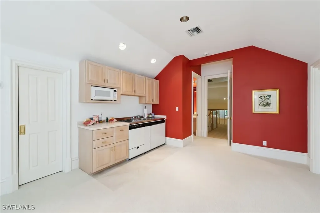 356 Colony Drive Naples FL 34108