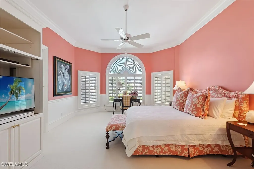 356 Colony Drive Naples FL 34108