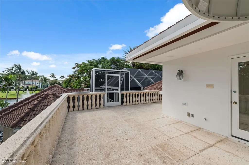 356 Colony Drive Naples FL 34108