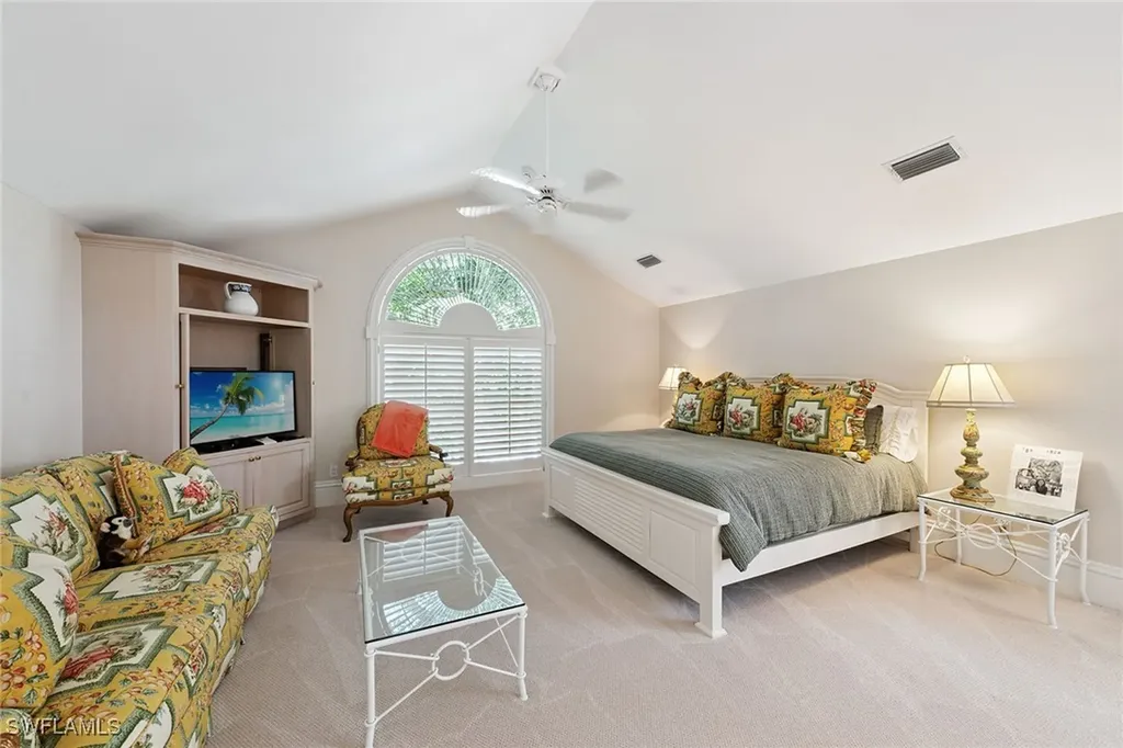 356 Colony Drive Naples FL 34108