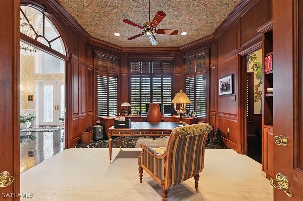 356 Colony Drive Naples FL 34108