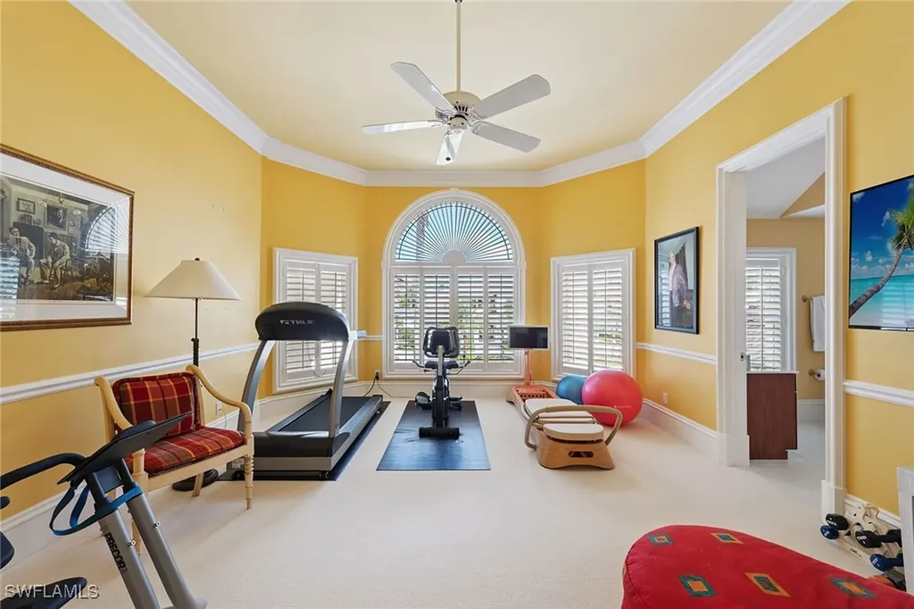 356 Colony Drive Naples FL 34108
